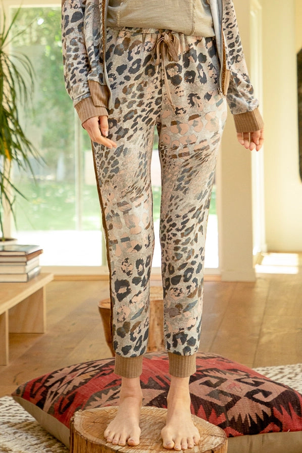 Leo Terry Jogger
