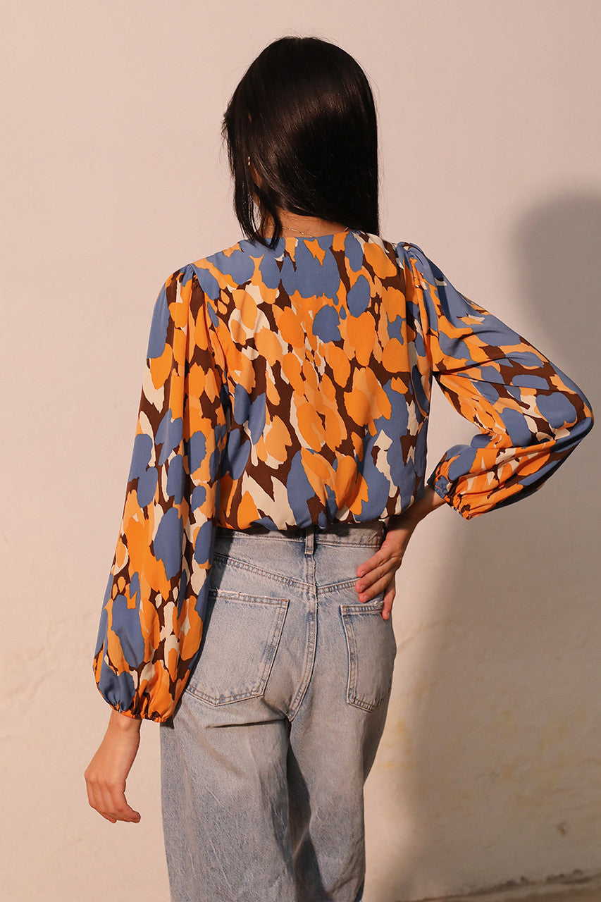 Leo Long Sleeve Crop Top
