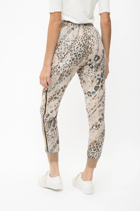 Leo Terry Jogger