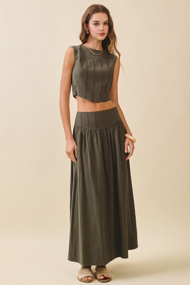 Sleeveless Vertical Stitch Top