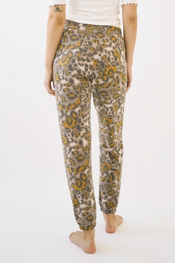 Leopard Jogger