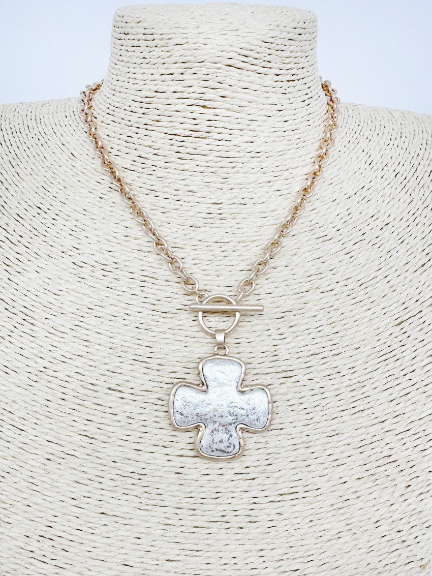 Quatrefoil Necklace